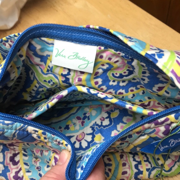 Vera Bradley patterned bag - Picture 2 of 4